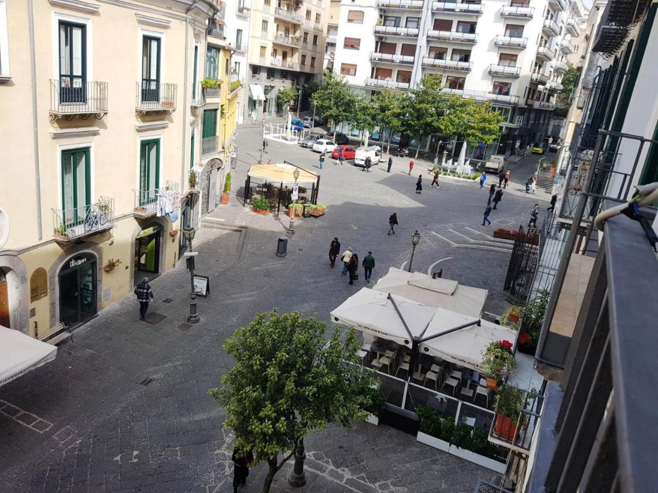 Zelzar Salerno Centro Hotel Exterior photo